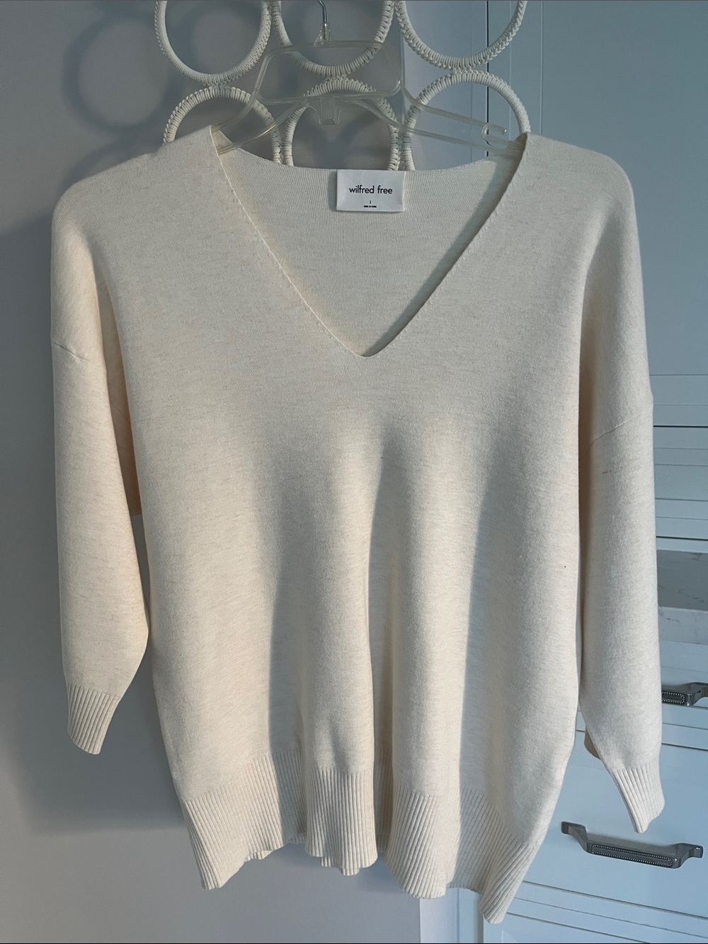 Wilfred Cream V-Neck Oversized Knit Sweater